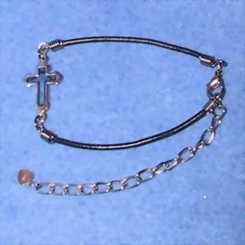 Bild von Lederarmband Kreuz
