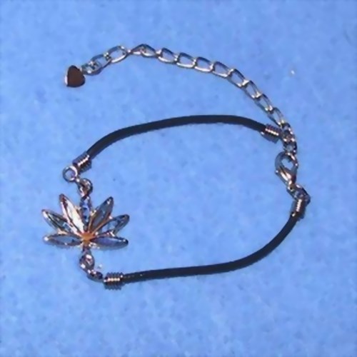 Bild von Lederarmband Cannabis
